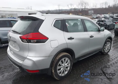 2017 Nissan Rogue S z USA, uszkodzony, nr VIN 5N1AT2MT9HC780887